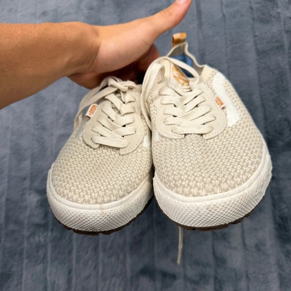 Vans UltraRange VR3 Oatmeal Gum Knit Sneakers Mens 7.5 Womens 9 721356